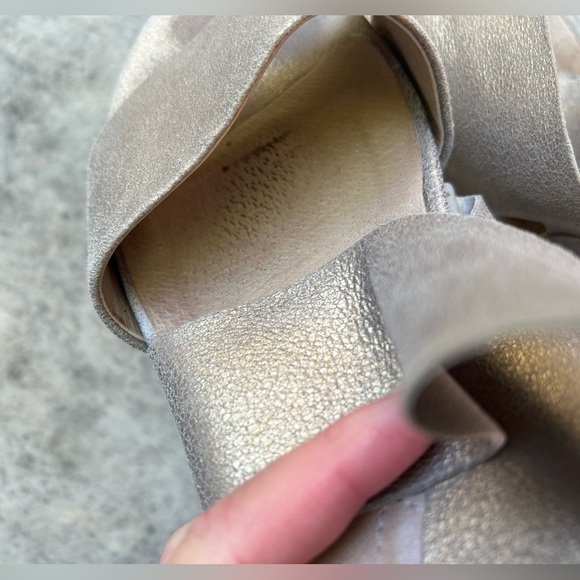 Eileen Fisher Sport Metallic Suede Sneaker Sandal, size 9 - Picture 11 of 14